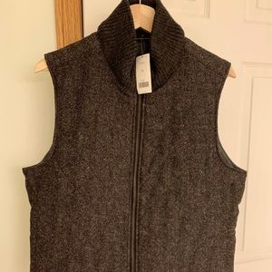 Men’s Banana Republic Vest